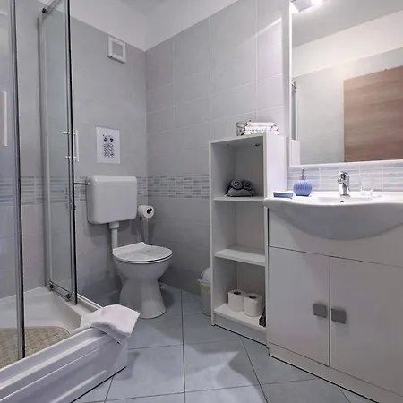 Apartment Sea Garden