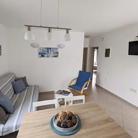 Apartment Sea Garden *